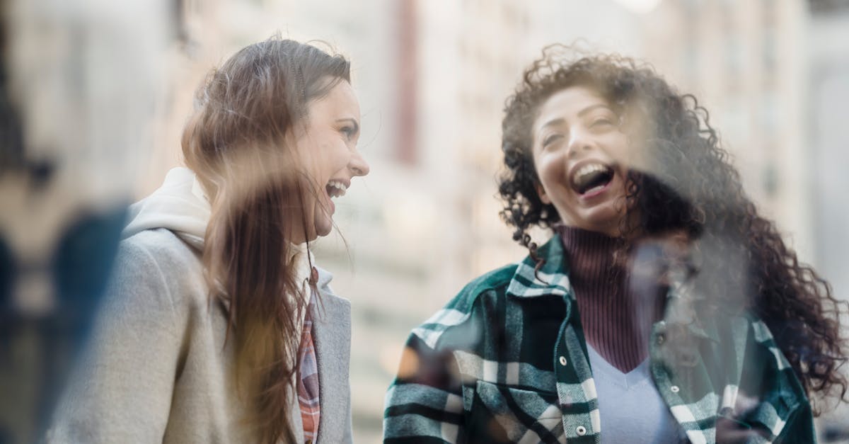 Free vs Paid AI Girlfriend Apps: Is It Worth Upgrading?